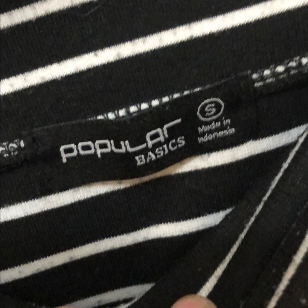 •Modest Stripe Skirt• - Picture 3 of 3